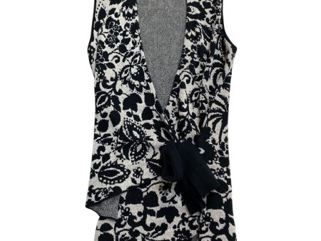 Top Sleeveless By Ann Taylor In Black & White, Size: S Hot on Sale